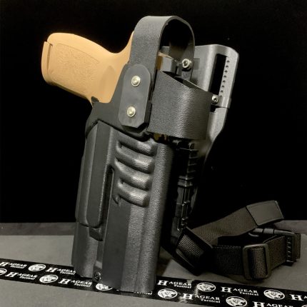 SIG Sauer P320 with X300U Light Kydex Holster